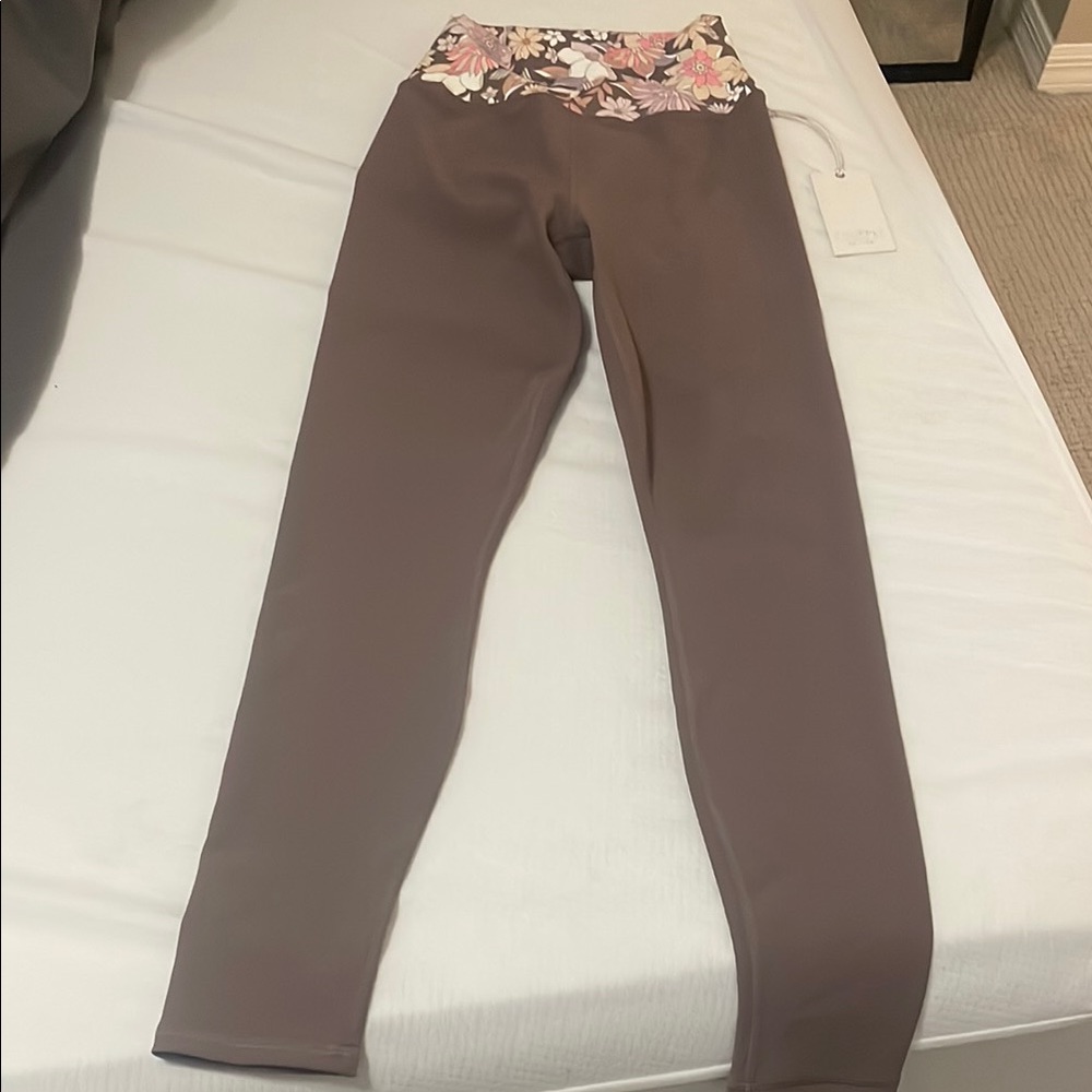 Z Supply Active Floral Waistband Leggings NWT XS
